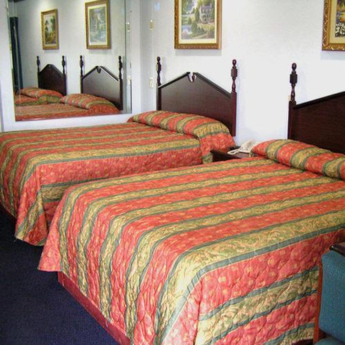 Scott Inn & Suites - Downtown Houston Bilik gambar
